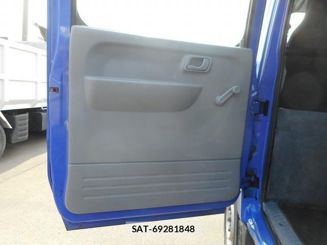 Mitsubishi CANTER GUTS 2011-01 6903029-21