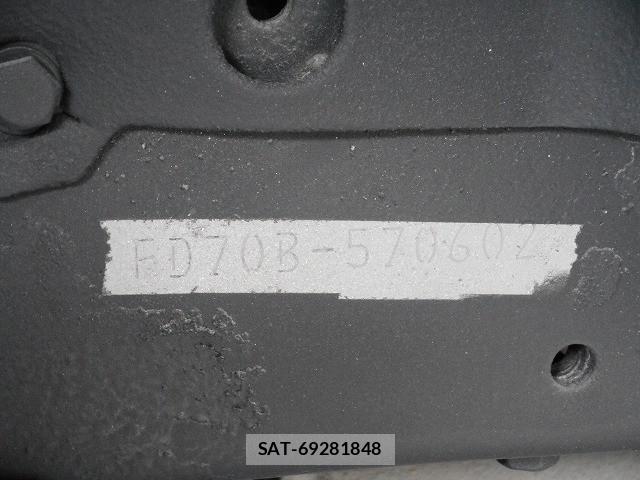 Mitsubishi CANTER GUTS 2011-01 6903029-23