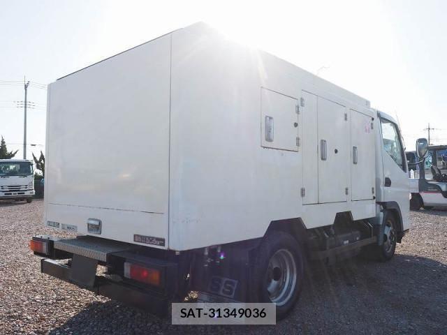 Mitsubishi CANTER GUTS 2008-05 6903027-4