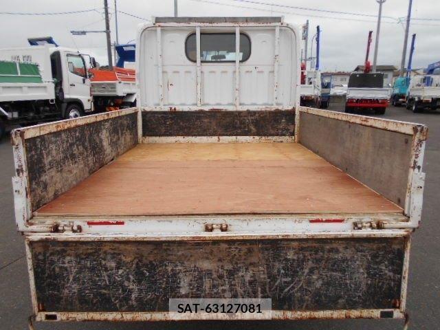 Mitsubishi CANTER GUTS 2015-02 7357089-11