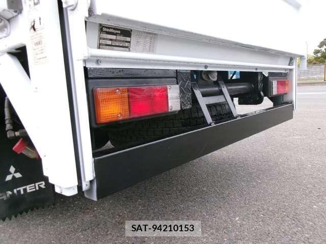 Mitsubishi CANTER GUTS 2006-07 7960892-12