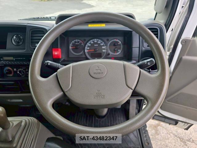 Mitsubishi CANTER GUTS 2014-05 8229195-24