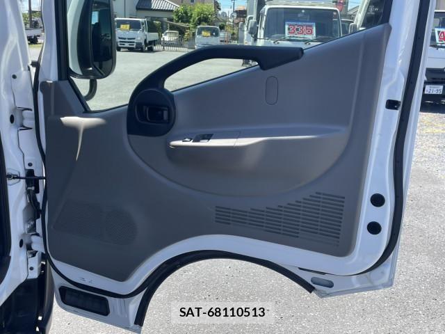 Mitsubishi CANTER GUTS 2018-08 8523976-14