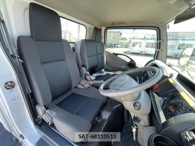 Mitsubishi CANTER GUTS 2018-08 8523976-16