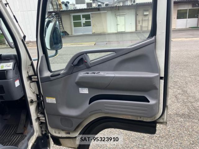 Mitsubishi CANTER GUTS 2009-09 8795453-7