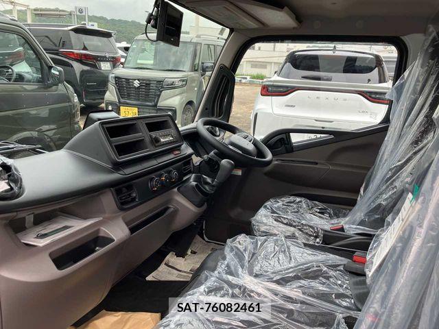 Mitsubishi CANTER 2026-05 7902386-1