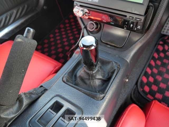 Suzuki CAPPUCCINO 1991-01 8828169-24