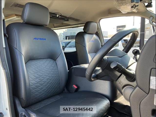 Nissan Caravan 2023-01 1353612-6