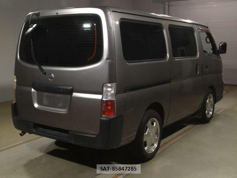 Nissan Caravan 2008-12 7550588-1