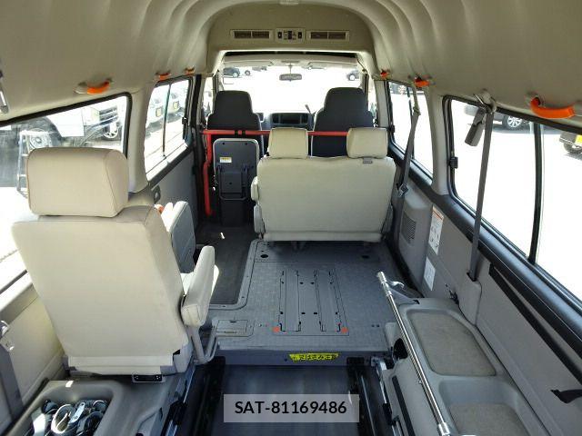 Nissan CARAVAN BUS 2006-04 7978750-12