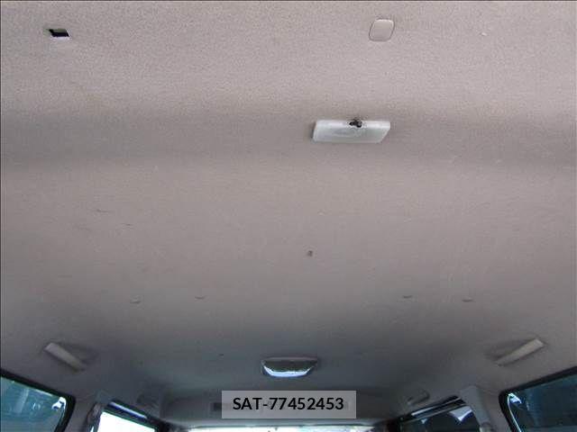 Nissan CARAVAN COACH 2004-01 922795-10