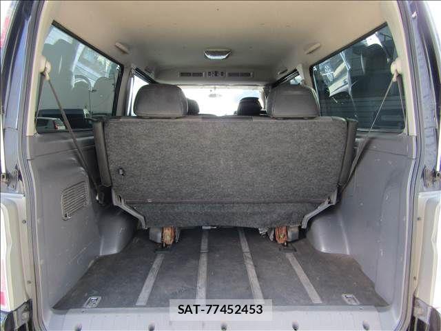 Nissan CARAVAN COACH 2004-01 922795-7