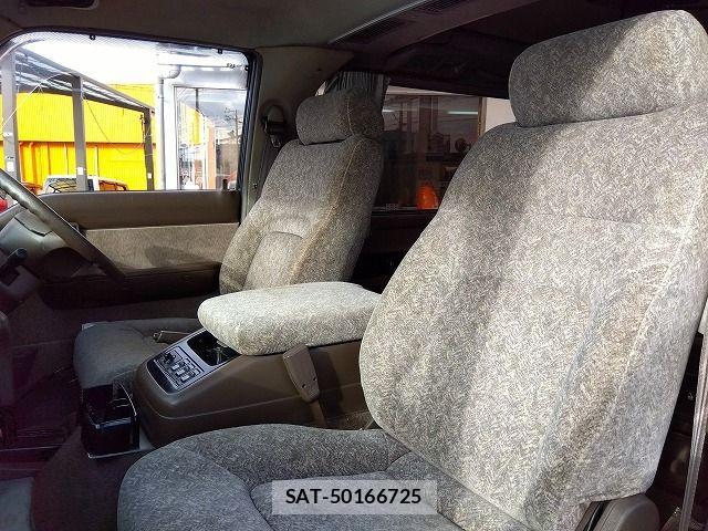 Nissan CARAVAN COACH 1995-11 1471314-14