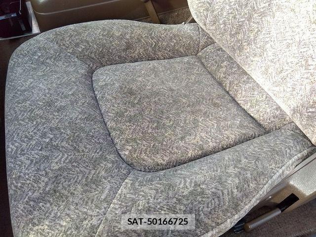 Nissan CARAVAN COACH 1995-11 1471314-16