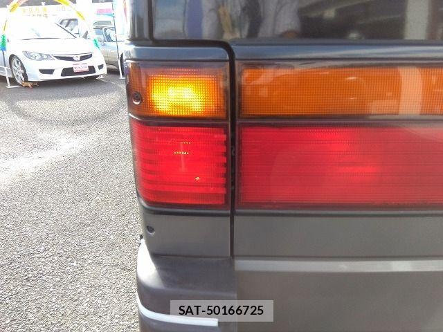 Nissan CARAVAN COACH 1995-11 1471314-7