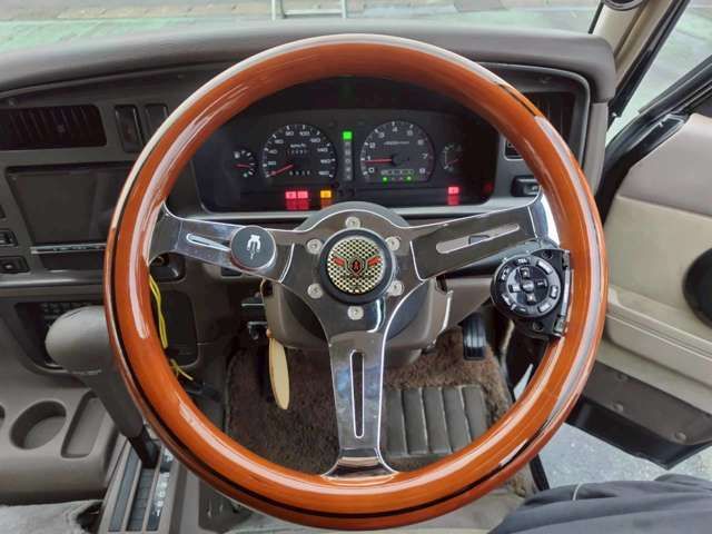 Nissan CARAVAN COACH 1994-11 1543389-15