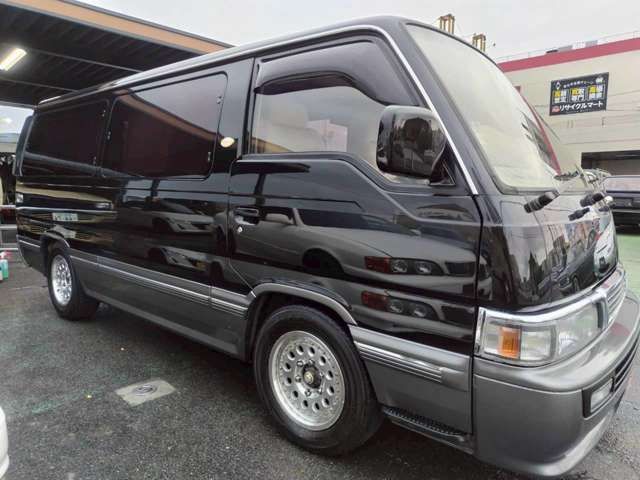 Nissan CARAVAN COACH 1994-11 1543389-7