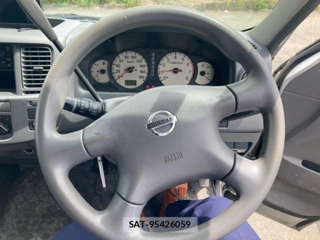 Nissan CARAVAN COACH 2003-08 7215807-11