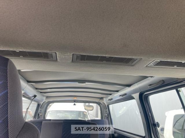 Nissan CARAVAN COACH 2003-08 7215807-16