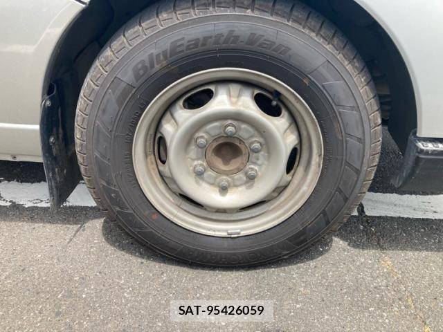 Nissan CARAVAN COACH 2003-08 7215807-4