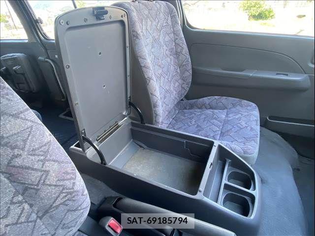 Nissan CARAVAN COACH 2003-04 7508310-25