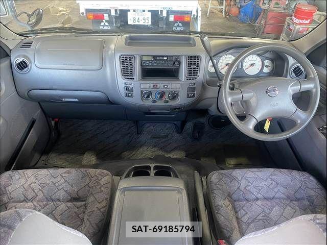 Nissan CARAVAN COACH 2003-04 7508310-2