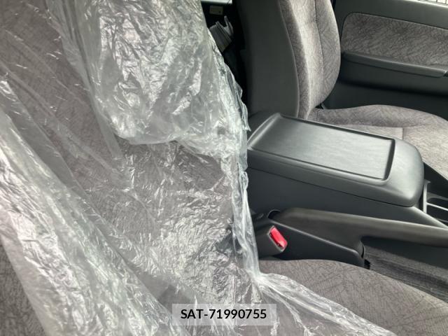 Nissan CARAVAN COACH 2006-04 7721726-10