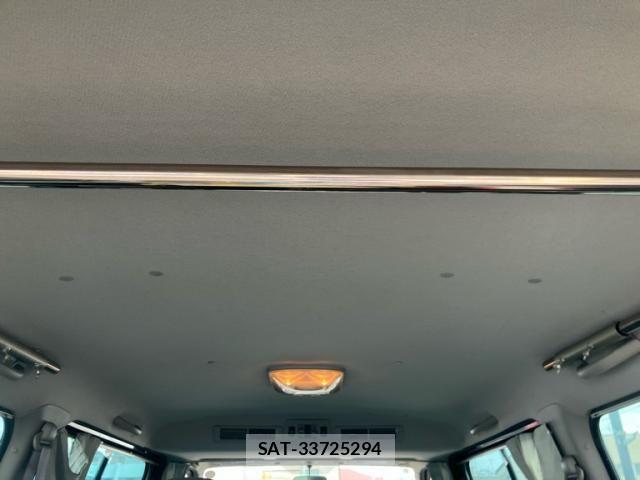 Nissan CARAVAN COACH 2008-07 8658342-15