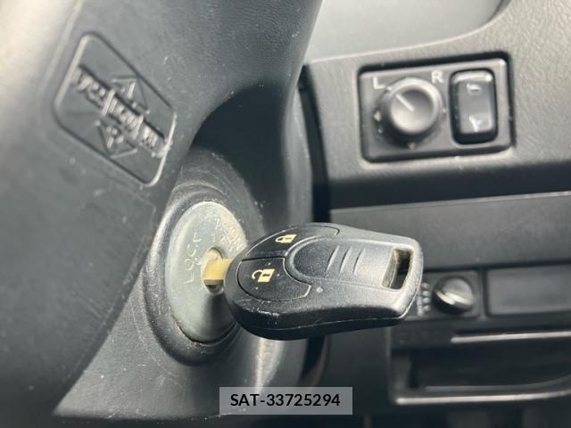 Nissan CARAVAN COACH 2008-07 8658342-20