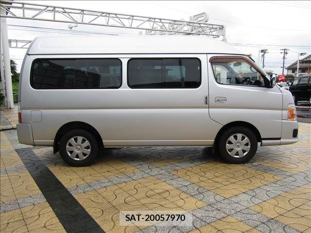 Nissan CARAVAN COACH 2011-05 8870603-28