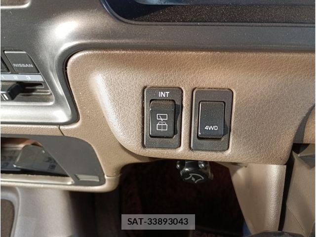 Nissan CARAVAN COACH 1992-07 4932985-7