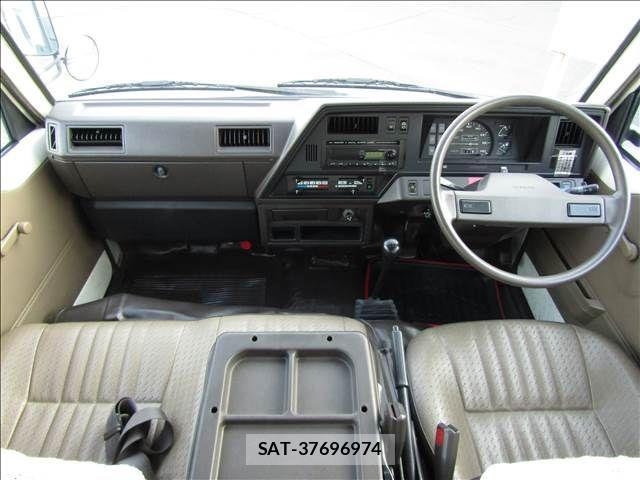 Nissan Caravan 1992-06 1071076-1