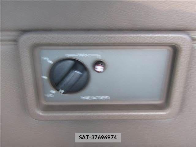 Nissan Caravan 1992-06 1071076-23