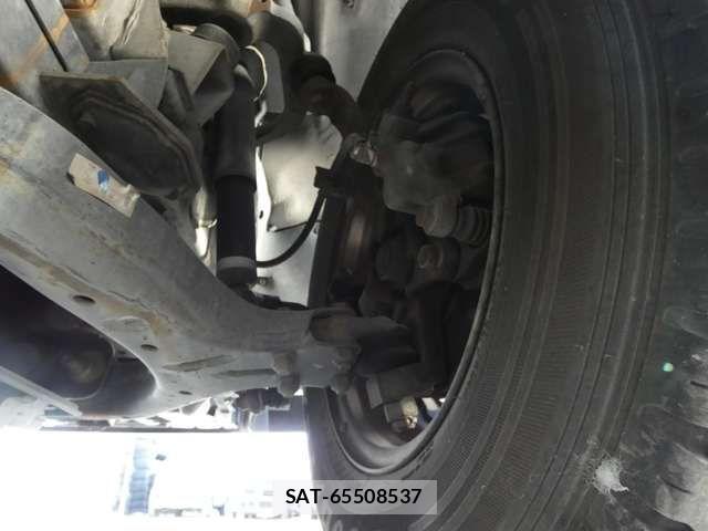 Nissan Caravan 2005-09 4751775-17
