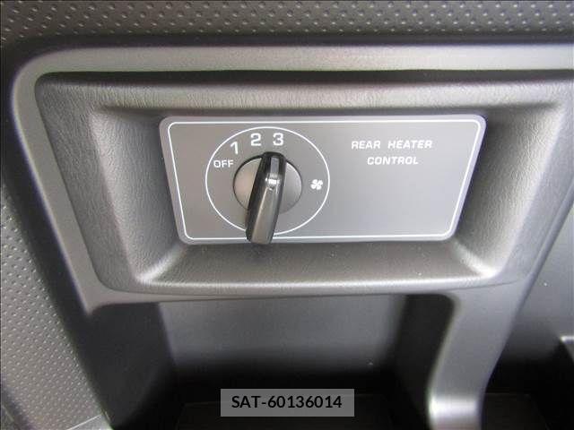 Nissan Caravan 2026-05 7215809-11
