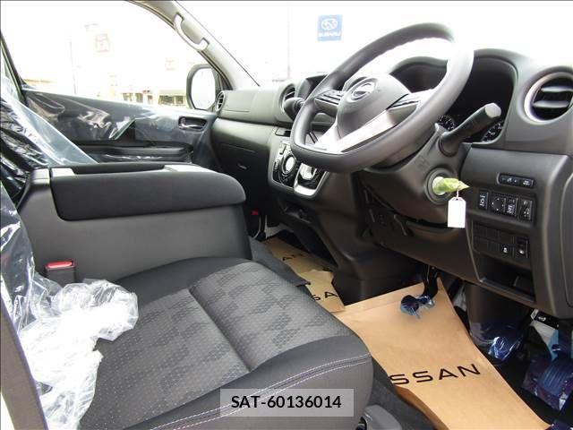 Nissan Caravan 2026-05 7215809-12
