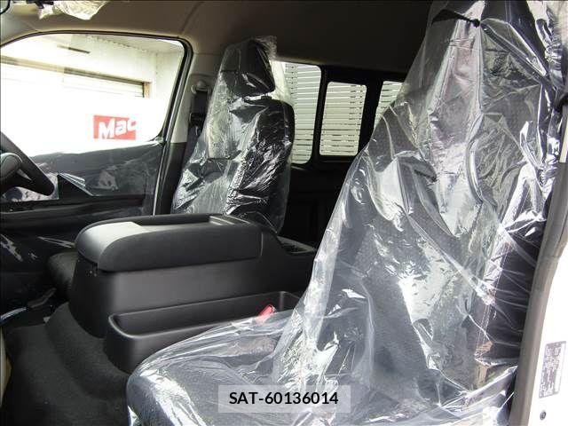 Nissan Caravan 2026-05 7215809-15