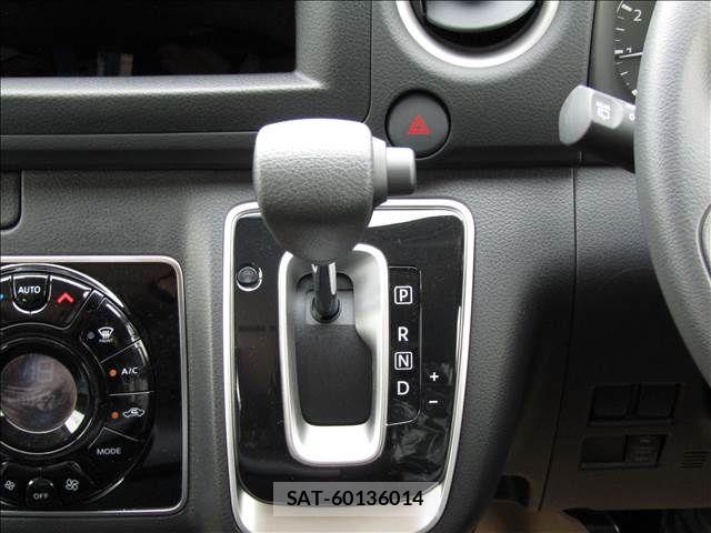 Nissan Caravan 2026-05 7215809-7