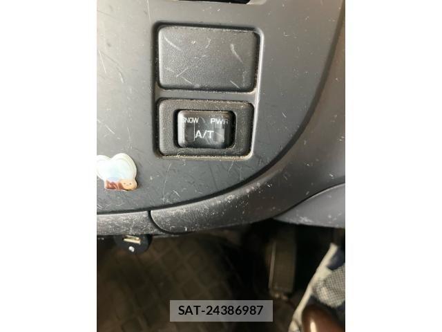 Nissan Caravan 2006-09 8098399-22