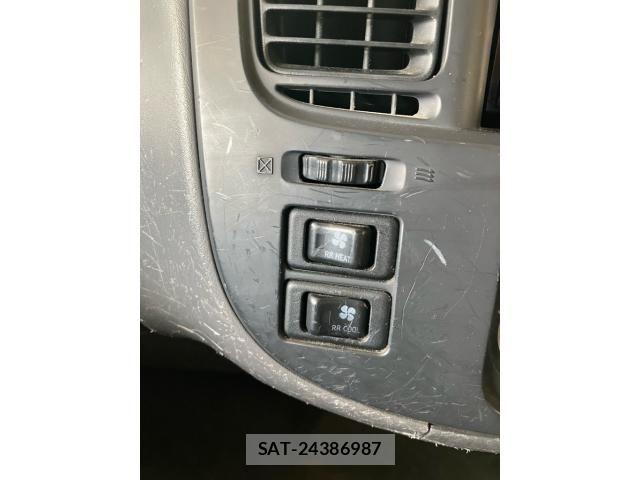 Nissan Caravan 2006-09 8098399-23