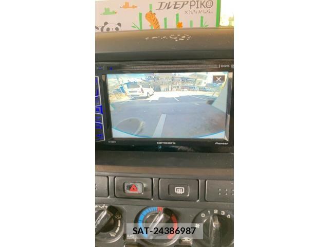 Nissan Caravan 2006-09 8098399-25