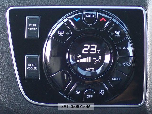 Nissan Caravan 2025-03 8879010-11