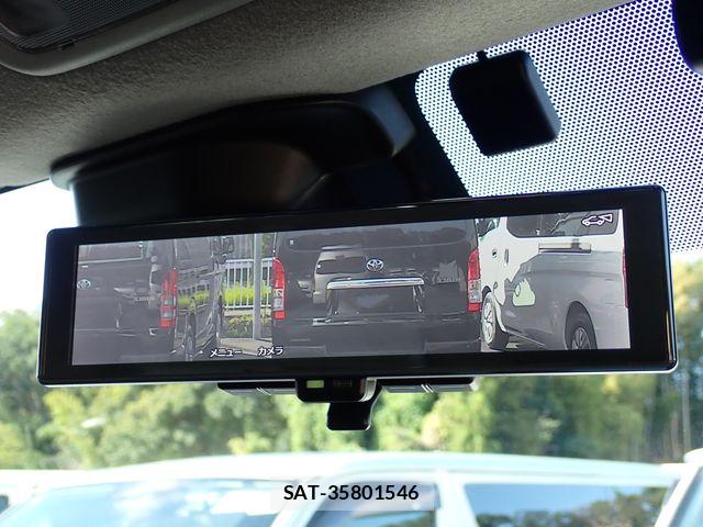 Nissan Caravan 2025-03 8879010-12