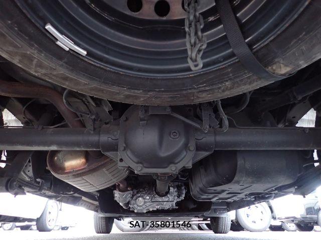 Nissan Caravan 2025-03 8879010-28