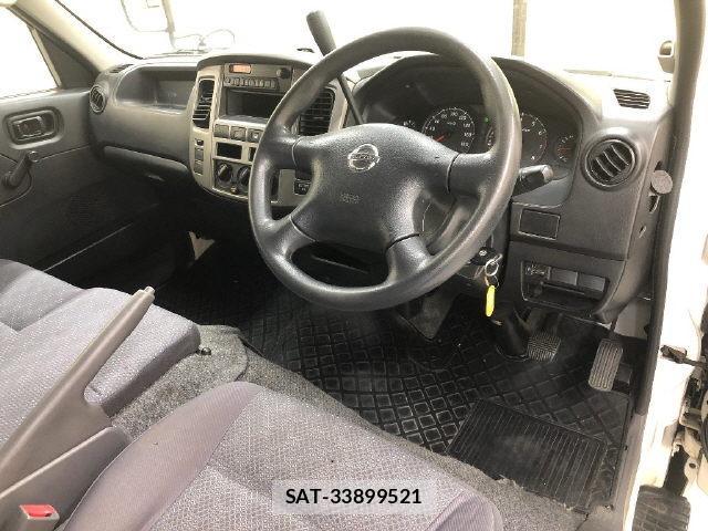 Nissan Caravan 2010 1218237-4