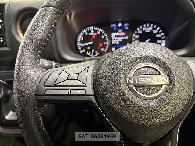 Nissan Caravan 2021-10 8879009-19