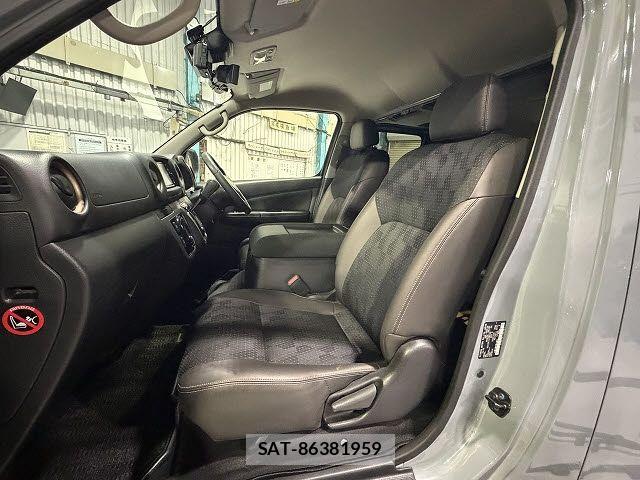 Nissan Caravan 2021-10 8879009-8