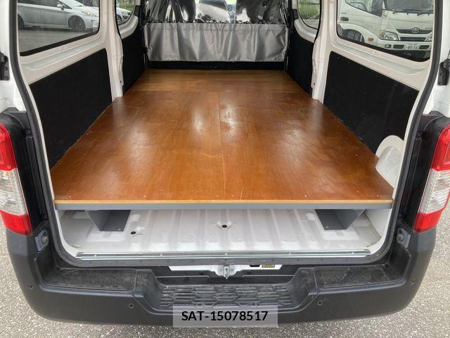 Nissan Caravan 2022-07 1411635-12