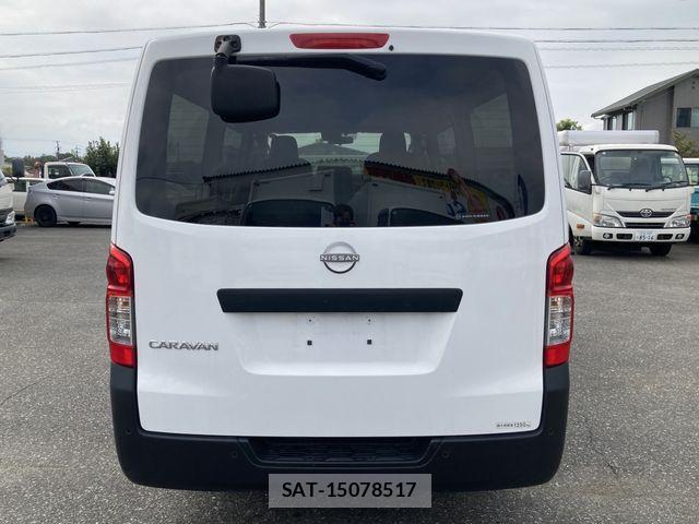 Nissan Caravan 2022-07 1411635-4