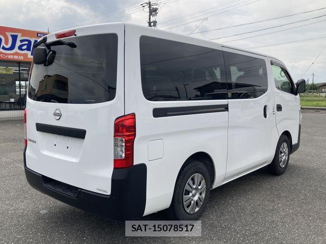 Nissan Caravan 2022-07 1411635-5
